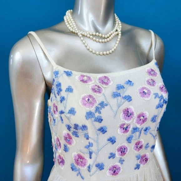 🆕️🪻MAYA DELUXE Floral Embroidered Maxi Dress w/ Sequin Embellishments // (NWT)